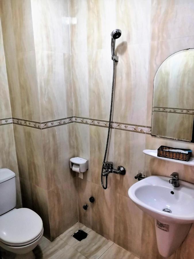 Quoc Te 2 Hotel Nha Trang Buitenkant foto